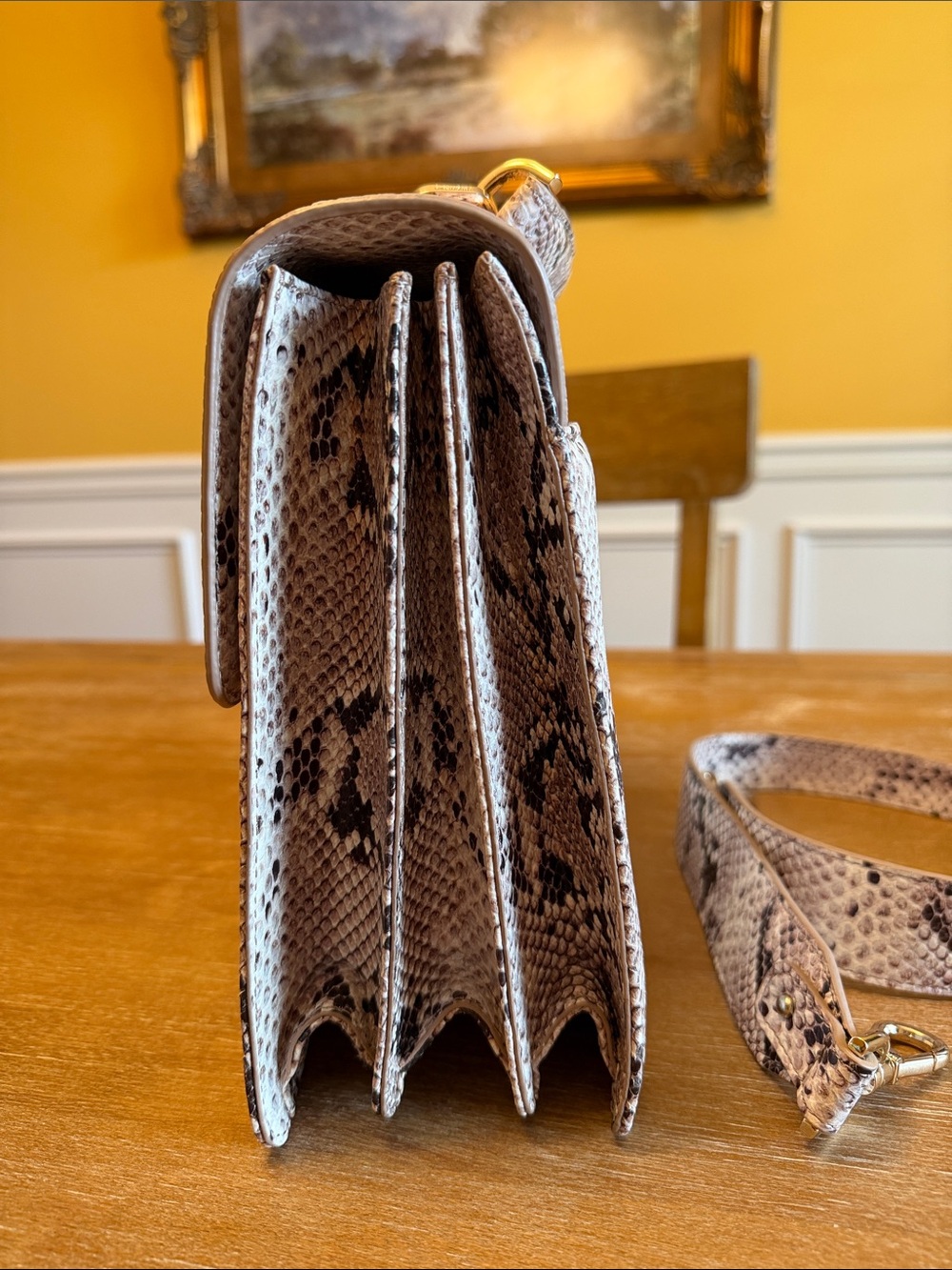 Top-Handle Snake Print Shoulder Bag in Beige - Picture 4 of 6